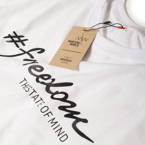 T-shirt #FREEDOM white