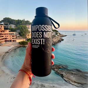 Kubek termiczny 'NIEMOŻLIWE NIE ISTNIEJE" black