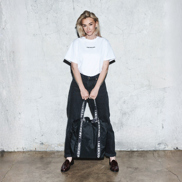 T-shirt limited edition 'I AM ENOUGH.'