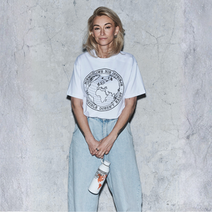 T-shirt oversize 'NIEMOŻLIWE NIE ISTNIEJE' - biały