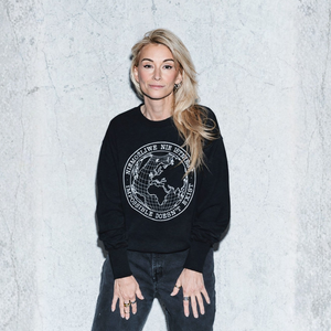 Bluza oversize 'NIEMOŻLIWE NIE ISTNIEJE' - czarna