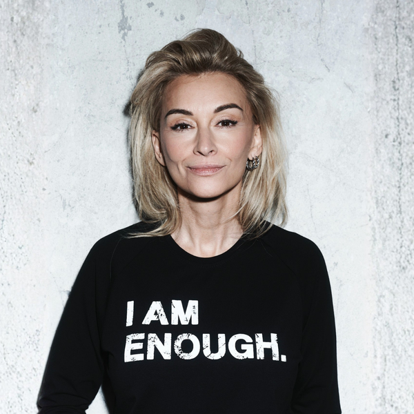 Longsleeve 'I AM ENOUGH.'